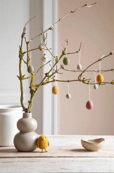 Set of 8 mini felt eggs
